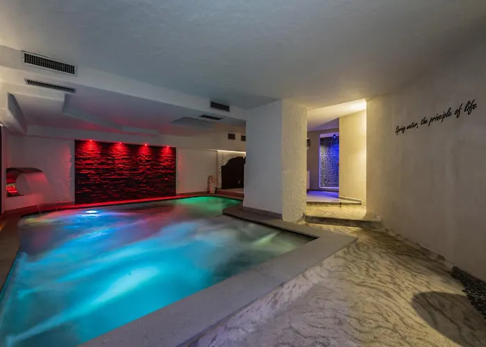 Sporthotel Romantic Plaza Madonna